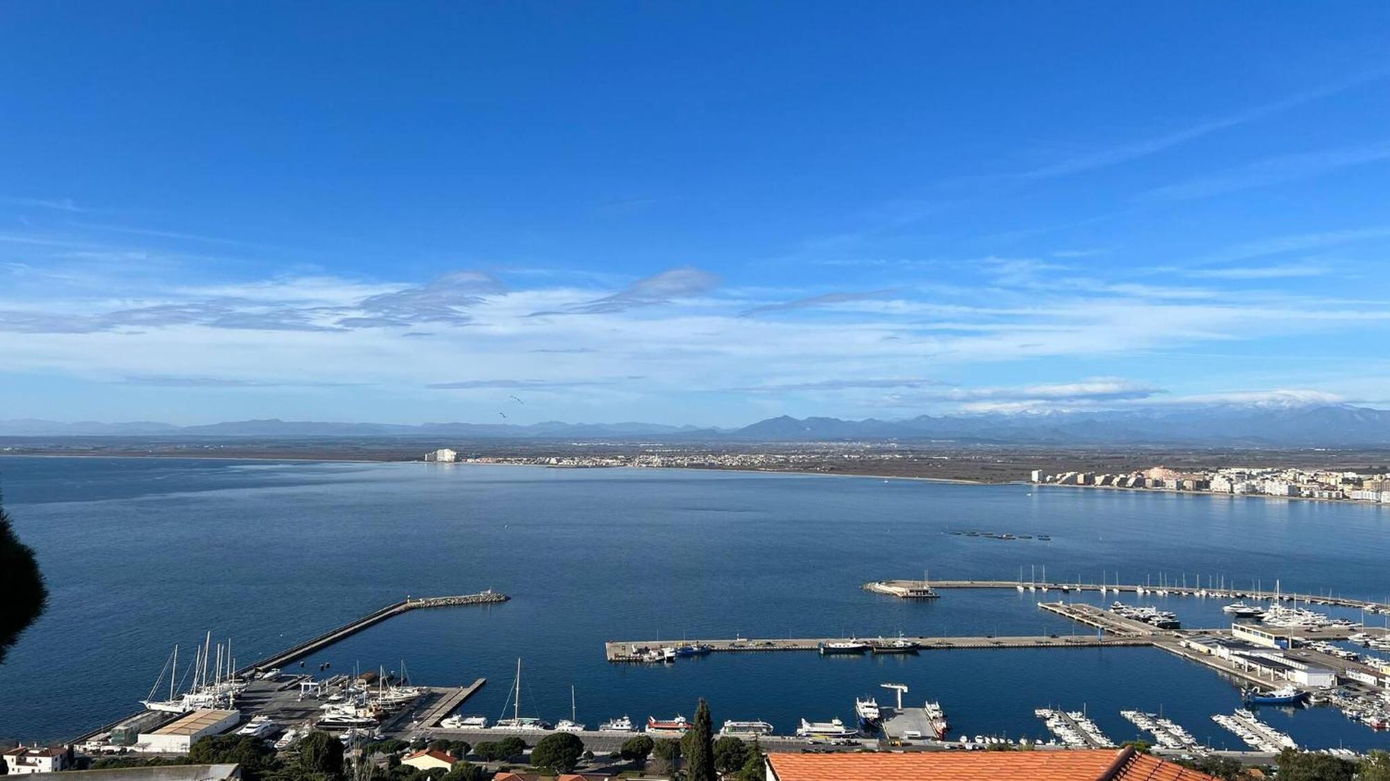 Apartamento Casa Linda Con Vistas Espectaculares Av-40 Roses Eksteriør billede
