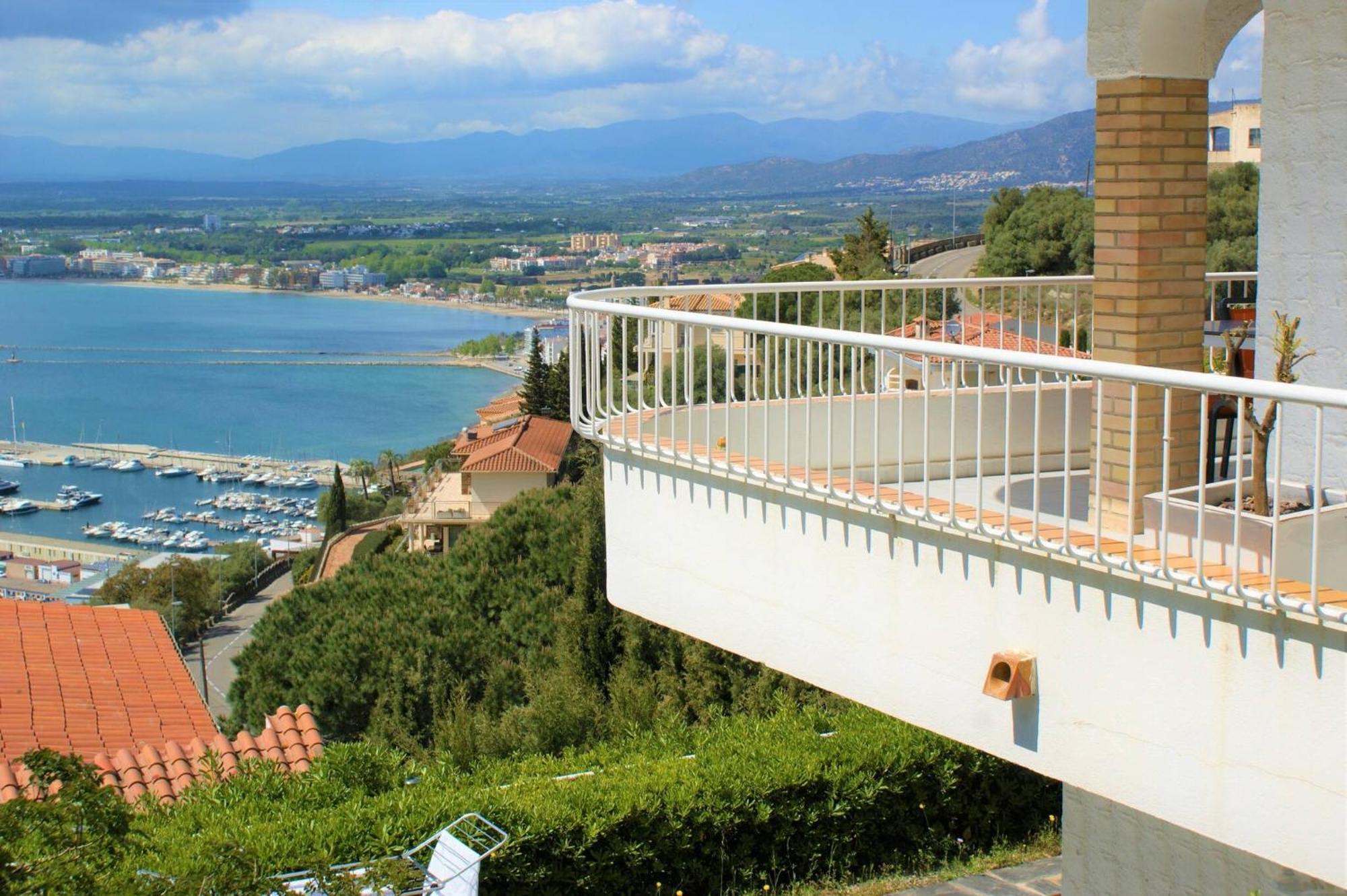 Apartamento Casa Linda Con Vistas Espectaculares Av-40 Roses Eksteriør billede